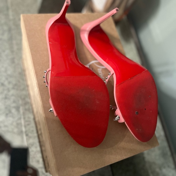 Christian Louboutin Tatoosh Spikes Sandal in Calipso
3.5” (85 mm) stiletto heel - Picture 3 of 4